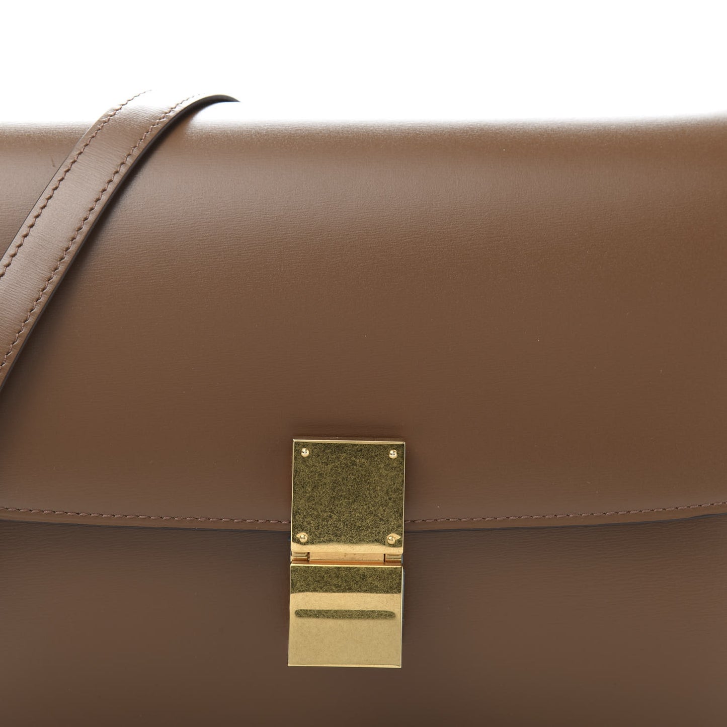 Box Calfskin Medium Classic Box Flap Bag Camel