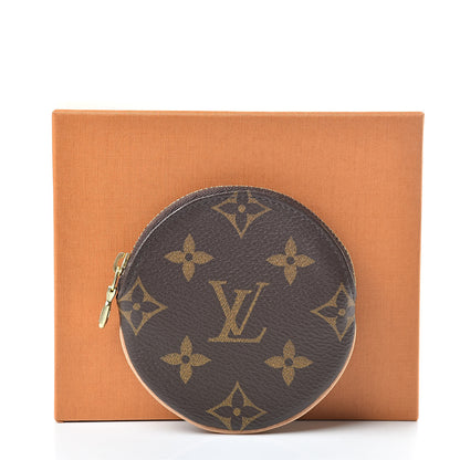 Louis Vuitton Monogram Round Coin Purse 8 of 8