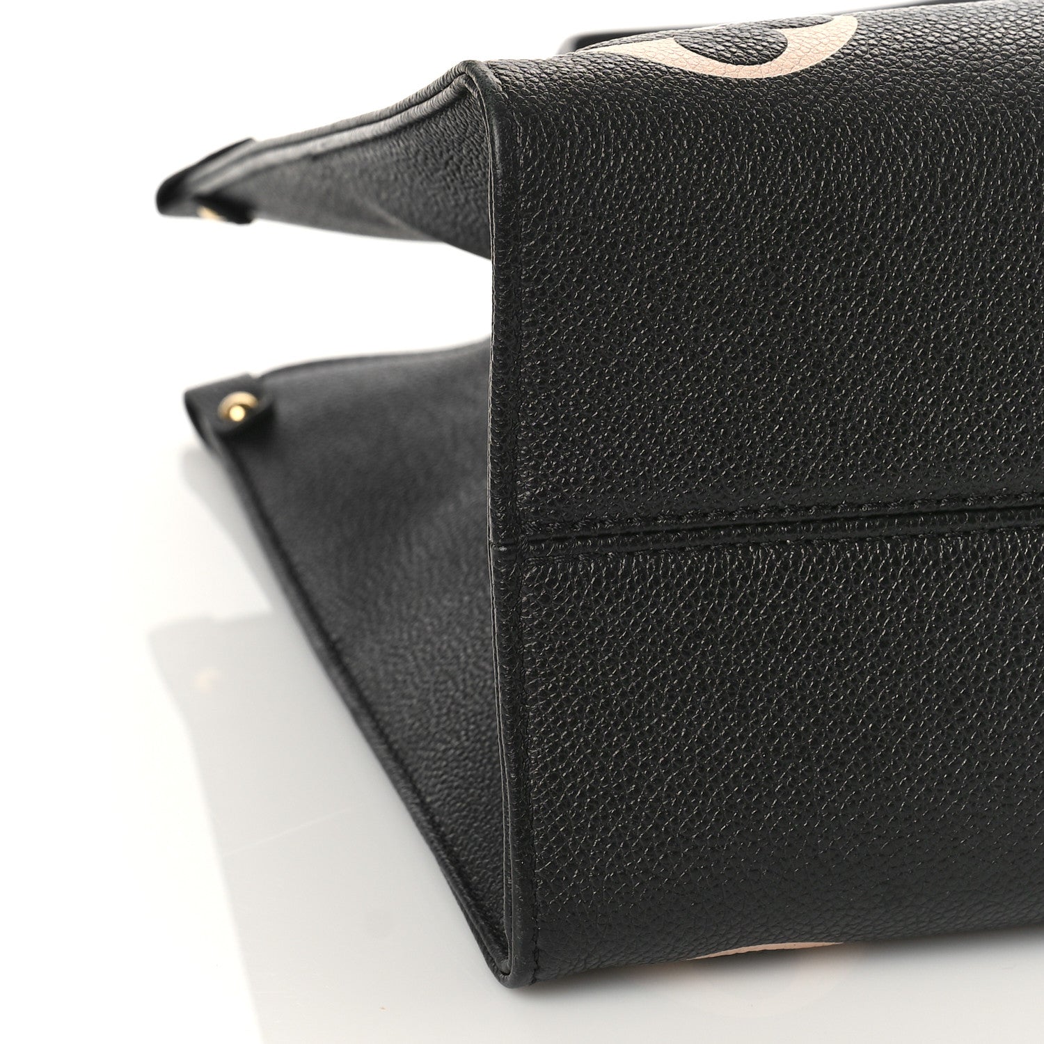 Louis Vuitton Empreinte Monogram Giant Onthego MM Black Beige 7 of 10