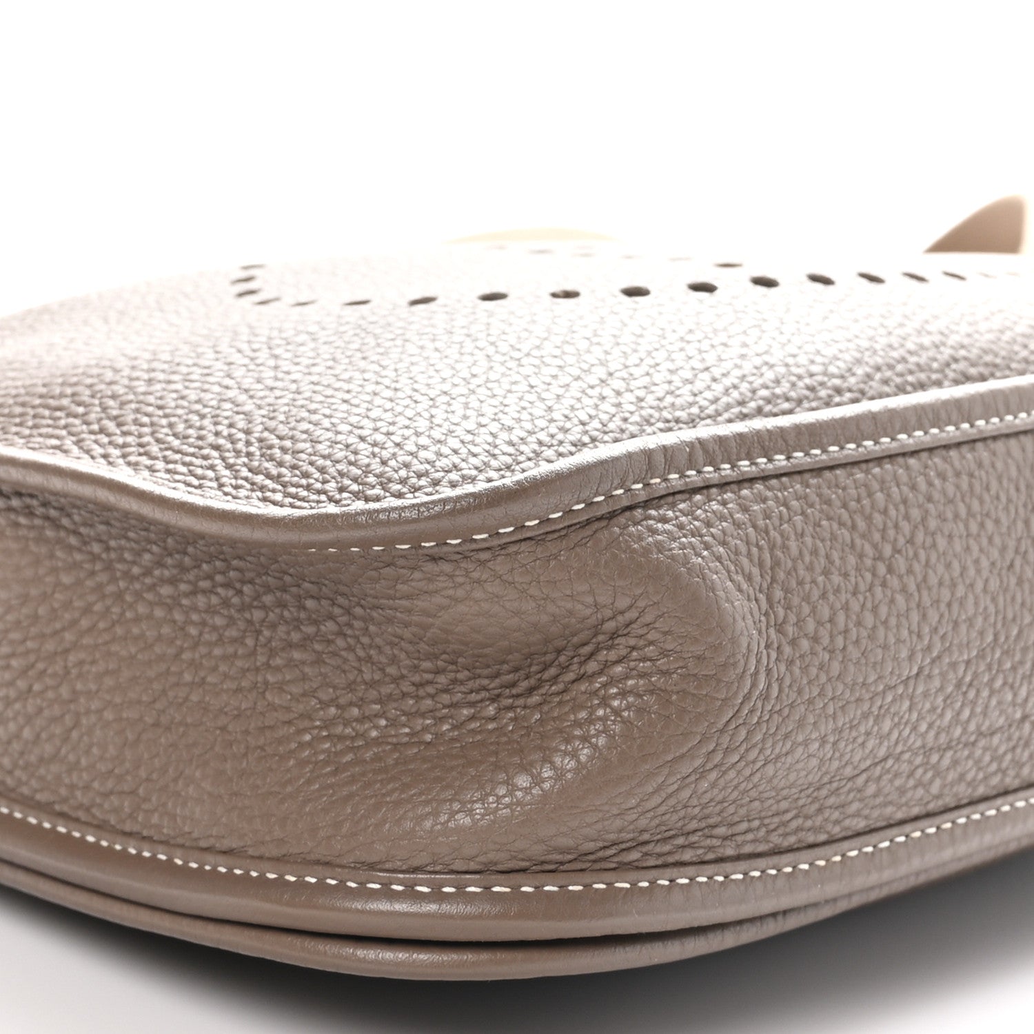 Hermes Taurillon Clemence Evelyne III PM Etoupe 9 of 10