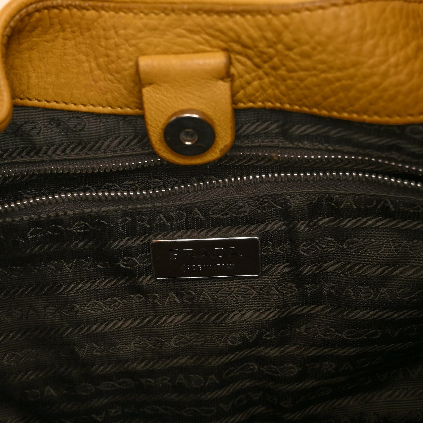 Vitello Daino Hobo Sole