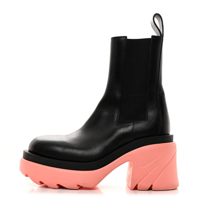 Bottega Veneta Calfskin The Flash Chelsea Boots 36.5 Black Flamingo 1 of 8