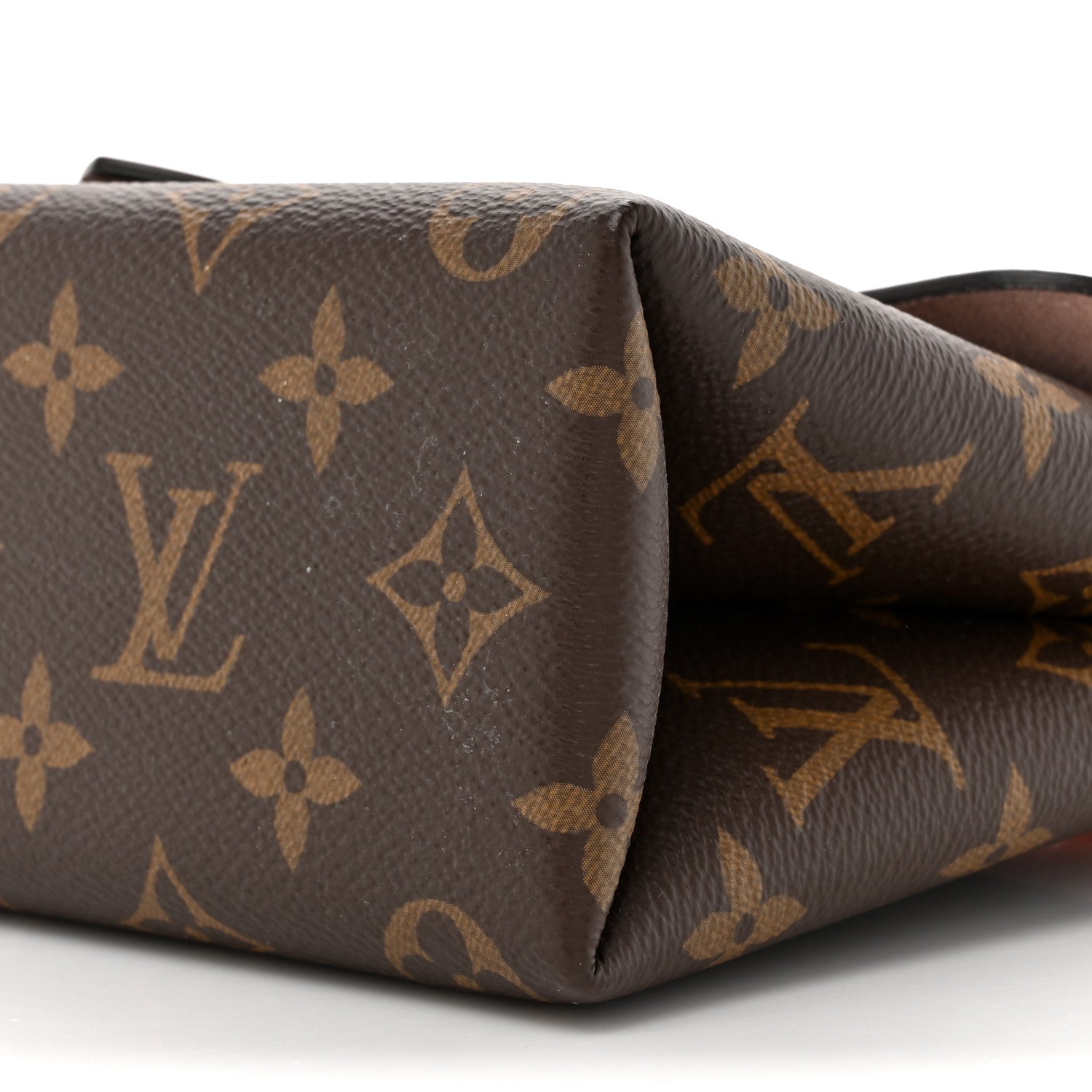 Louis Vuitton Monogram Locky BB Rose Poudre 8 of 11