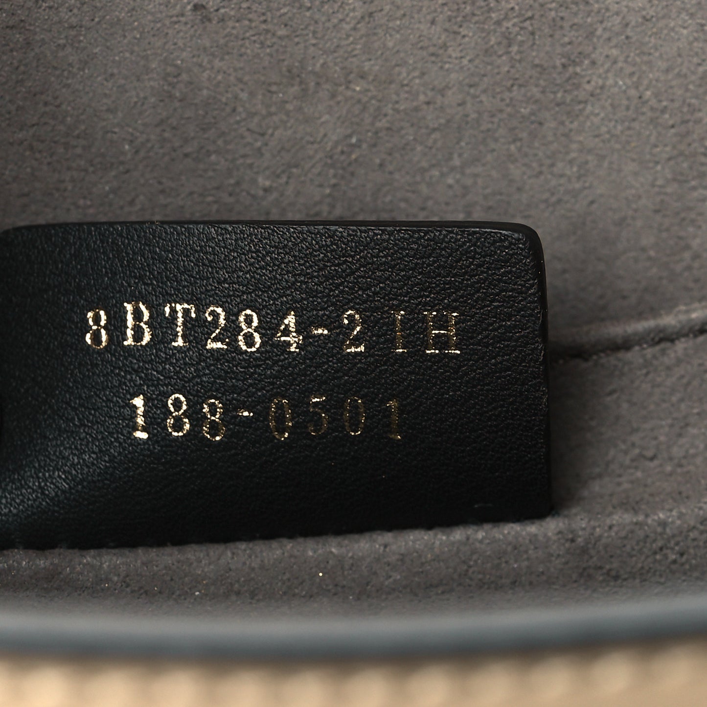 Vitello Century Opaco F is Fendi Kan I Shoulder Bag Amido