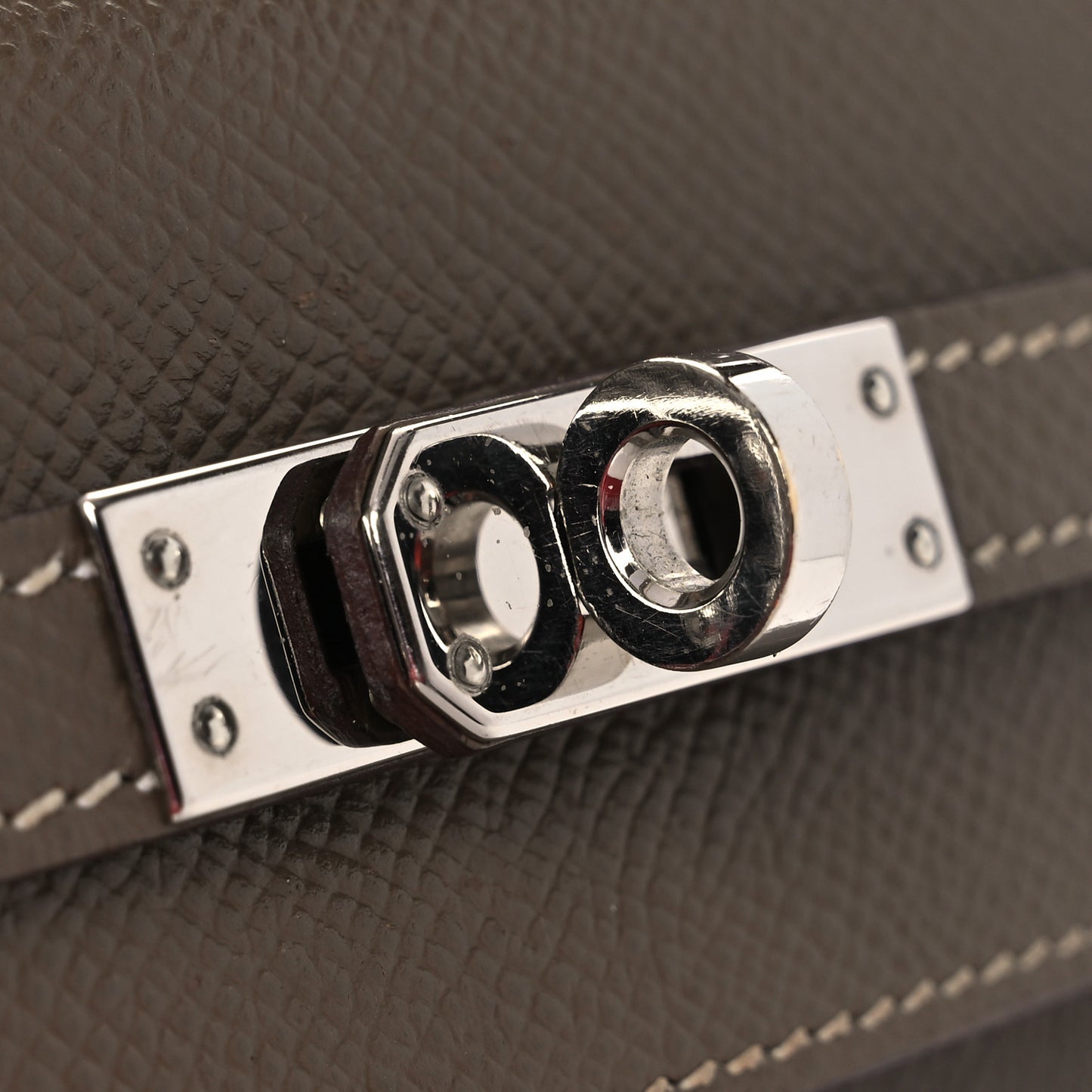 Epsom Kelly Sellier 25 Etoupe