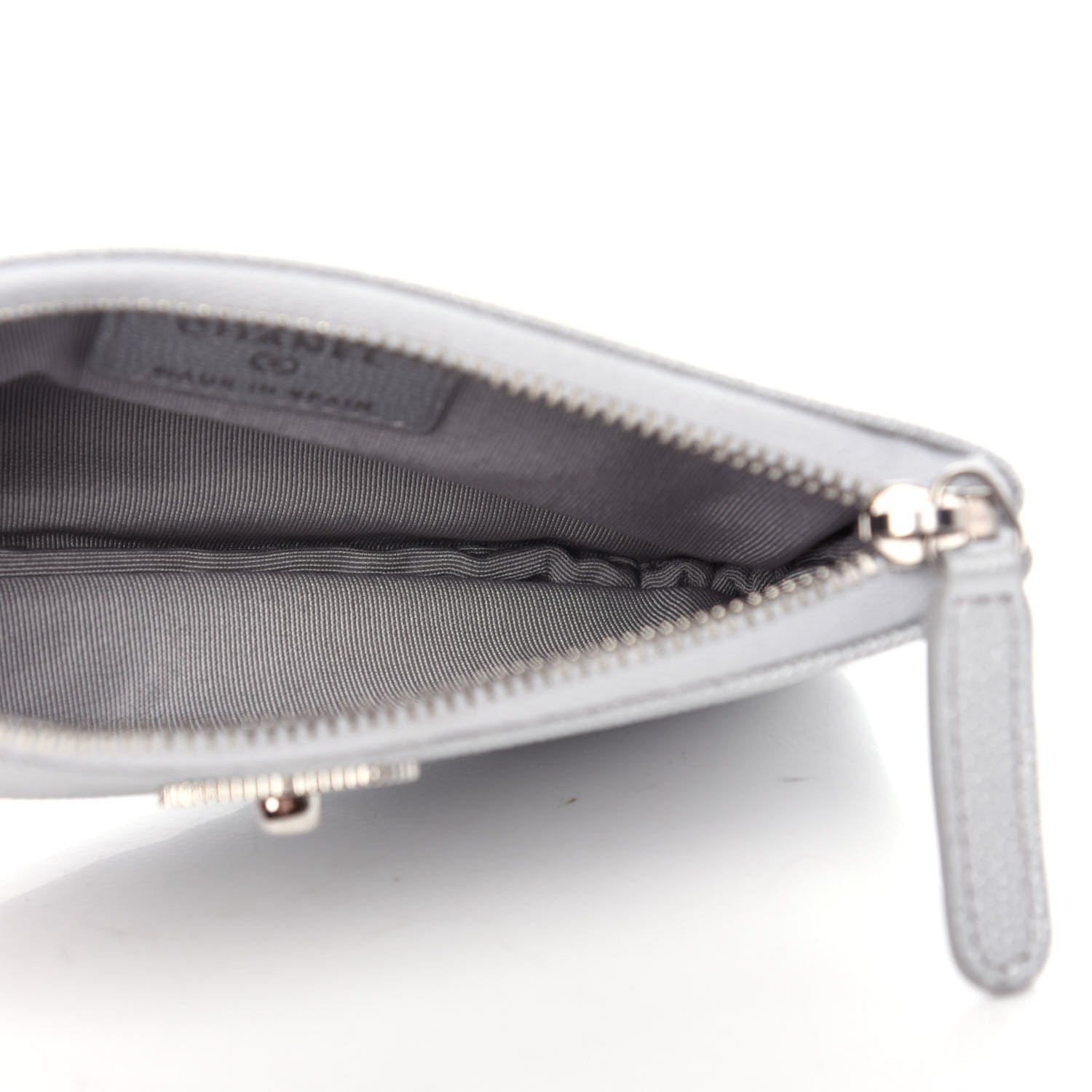 Chanel Metallic Caviar Chevron Quilted Small Vintage Mademoiselle Cosmetic Case Silver 5 of 8