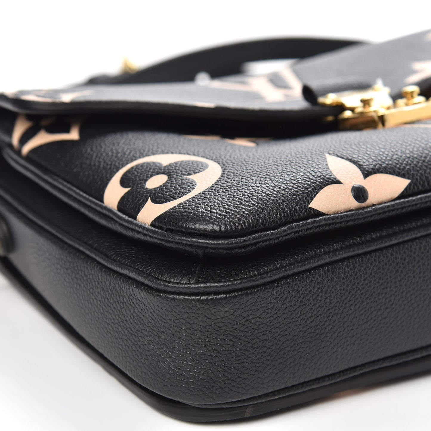 Empreinte Monogram Giant Pochette Metis Black Beige
