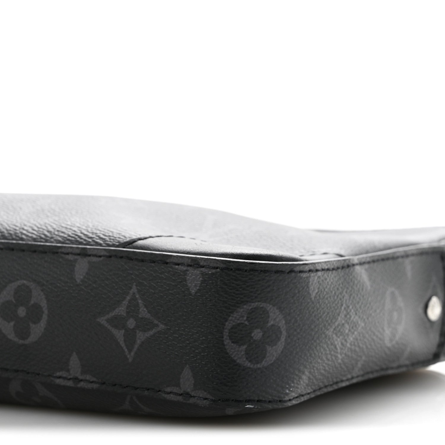 Louis Vuitton Reverse Monogram Eclipse Trio Messenger 11 of 14