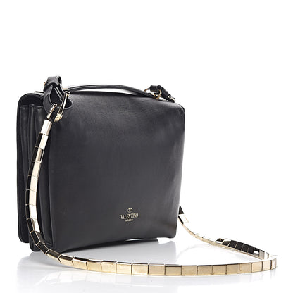 Valentino Garavani Vitello Flap Accordion Shoulder Flap Black 3 of 25
