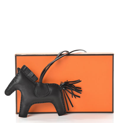 Hermes Milo Lambskin Grigri Rodeo Horse Bag Charm MM So Black 5 of 5