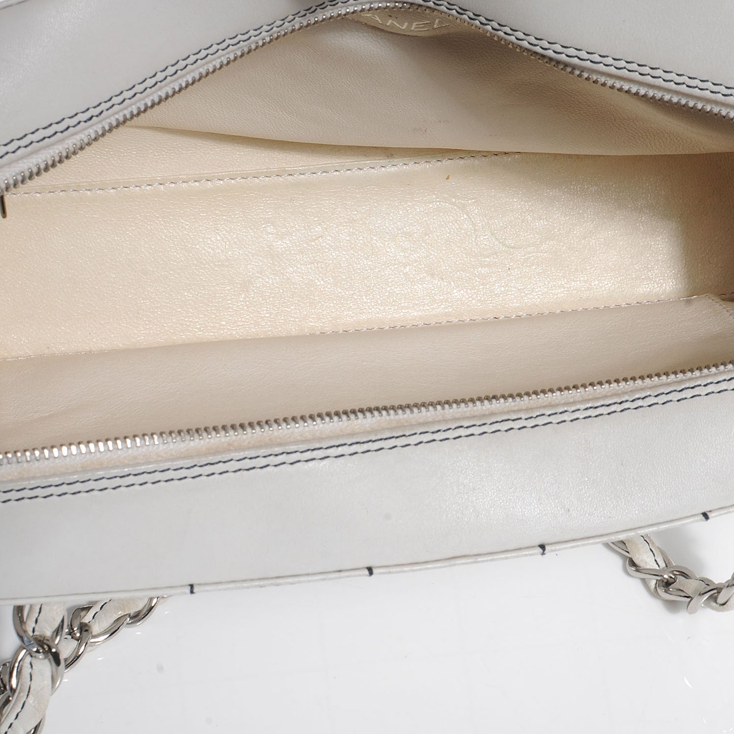 Leather Contrast Square Stitch Camera Case Dark White
