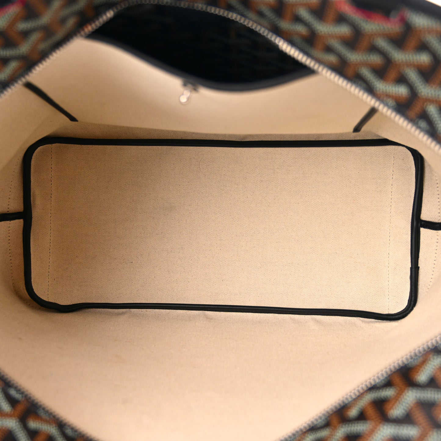 Goyardine Artois MM Black