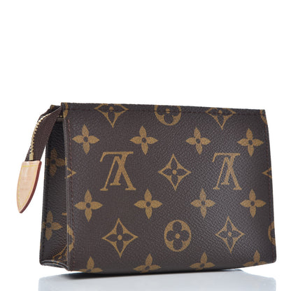 Louis Vuitton Monogram Toiletry Pouch 15 3 of 8
