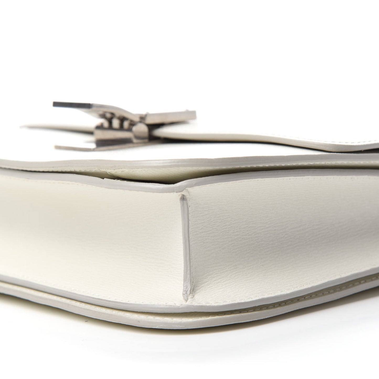Liege Calfskin Medium Classic Box Flap Bag White