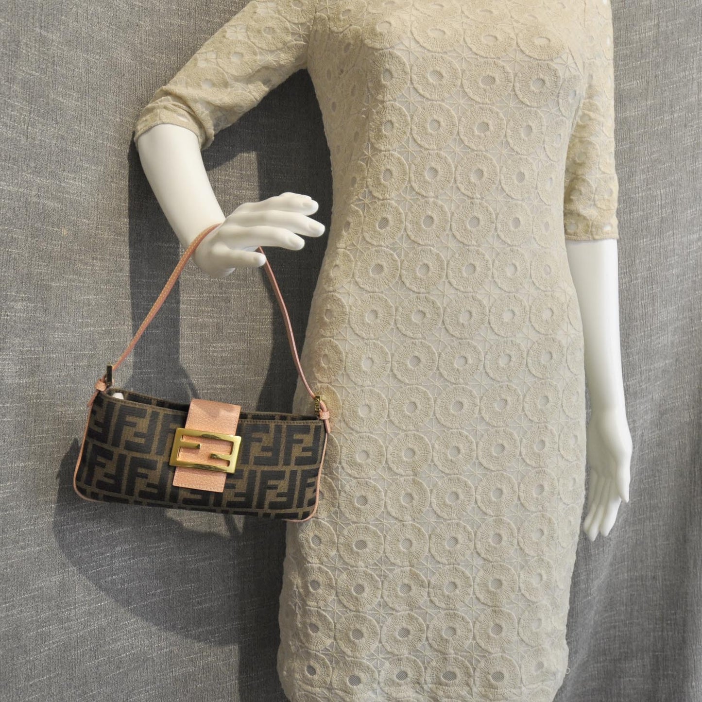 Zucca Small Shoulder Bag Tobacco Tan