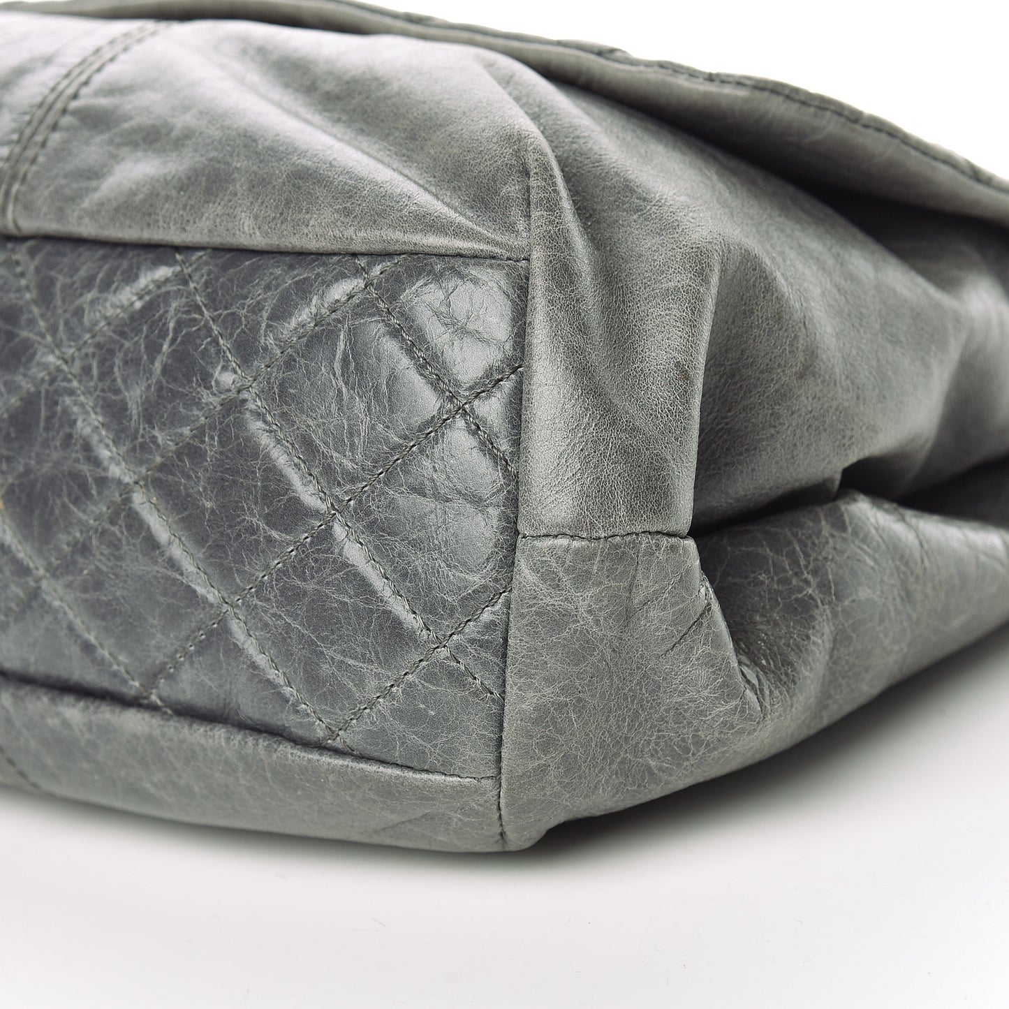 Shiny Lambskin Quilted Medium Trianon Messenger Flap Gris Fonce