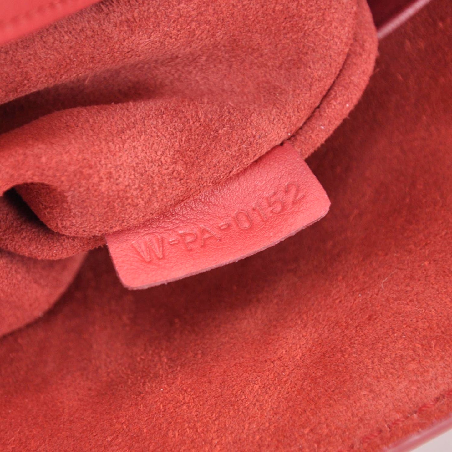 Supple Calfskin Medium Phantom Luggage Vermillion