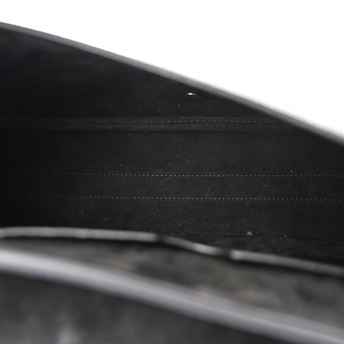 Grained Calfskin Large Bobby Flap Black