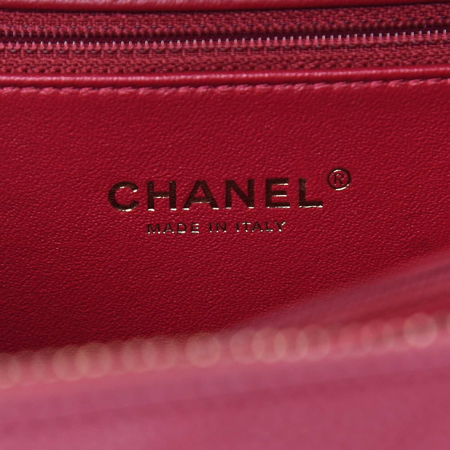 Chanel Caviar Quilted Medium CC Filigree Vanity Case Burgundy 6 of 10