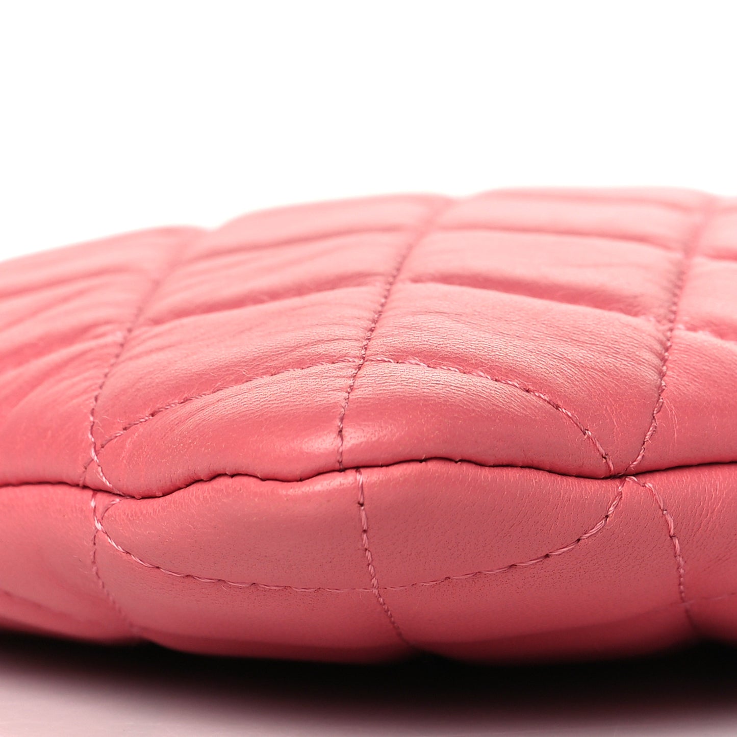 Lambskin Quilted Medium Cosmetic Case Pink