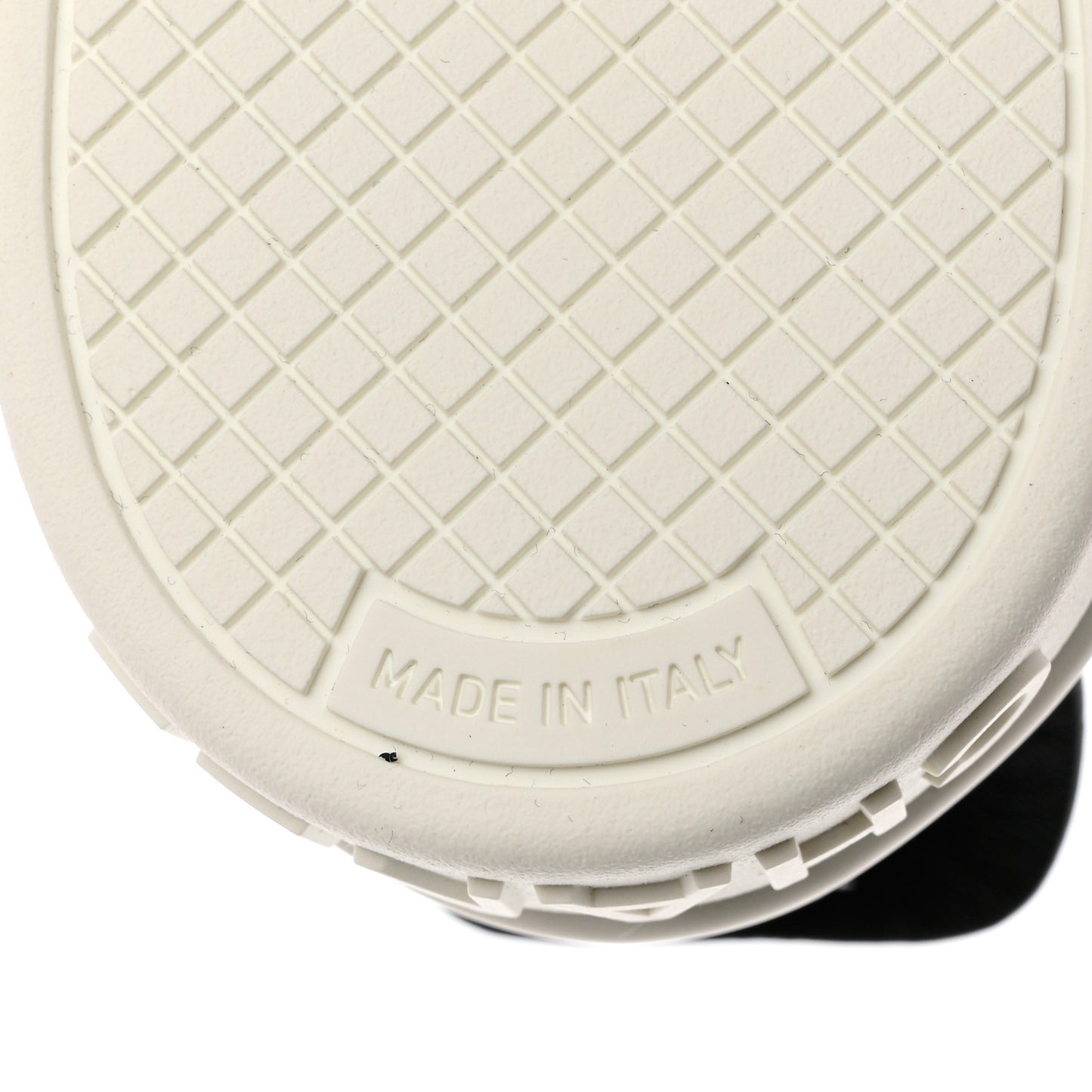 Calfskin CC Womens Sneakers 38 White