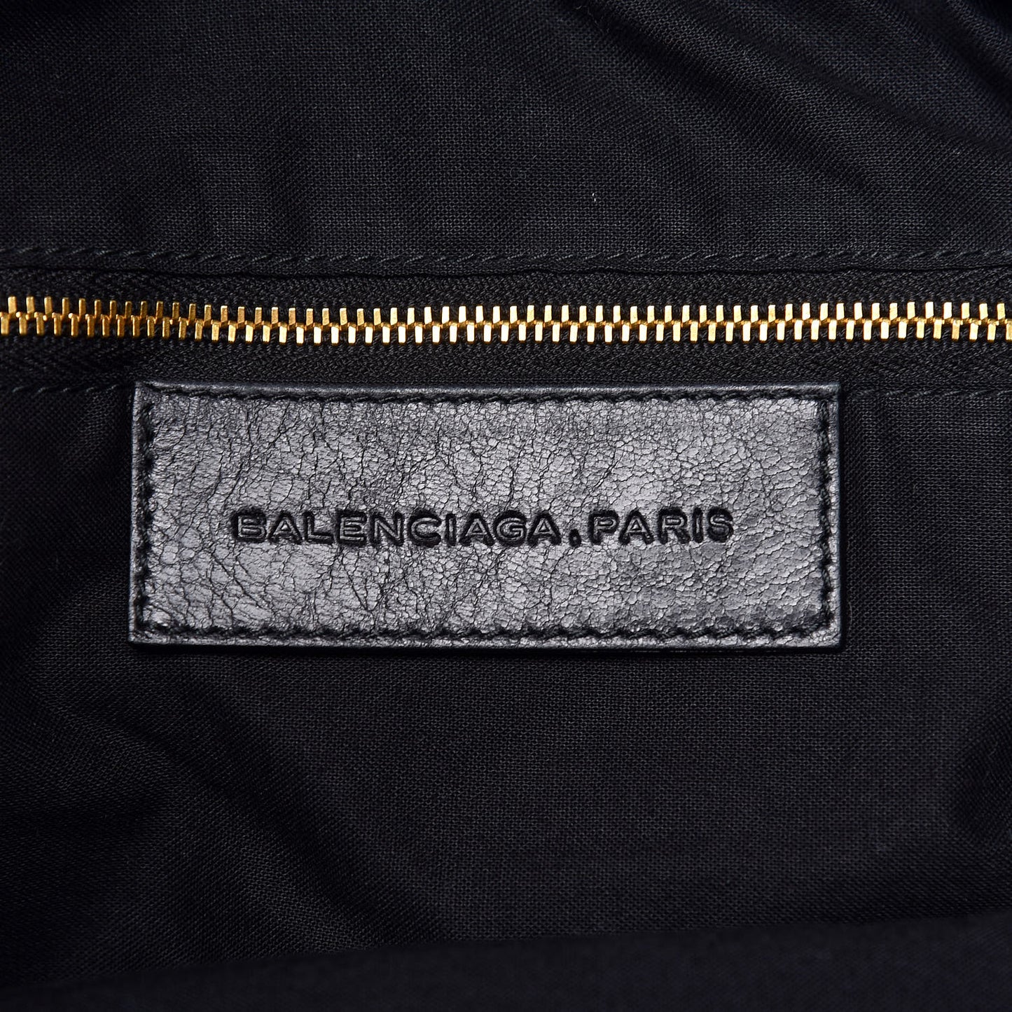 Agneau Giant 21 Gold Hardware Pompon Black