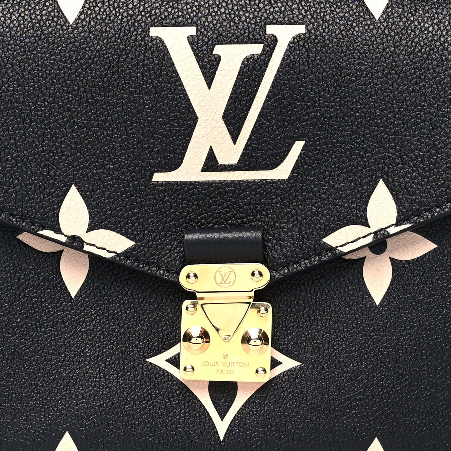 Empreinte Monogram Giant Pochette Metis Black Beige