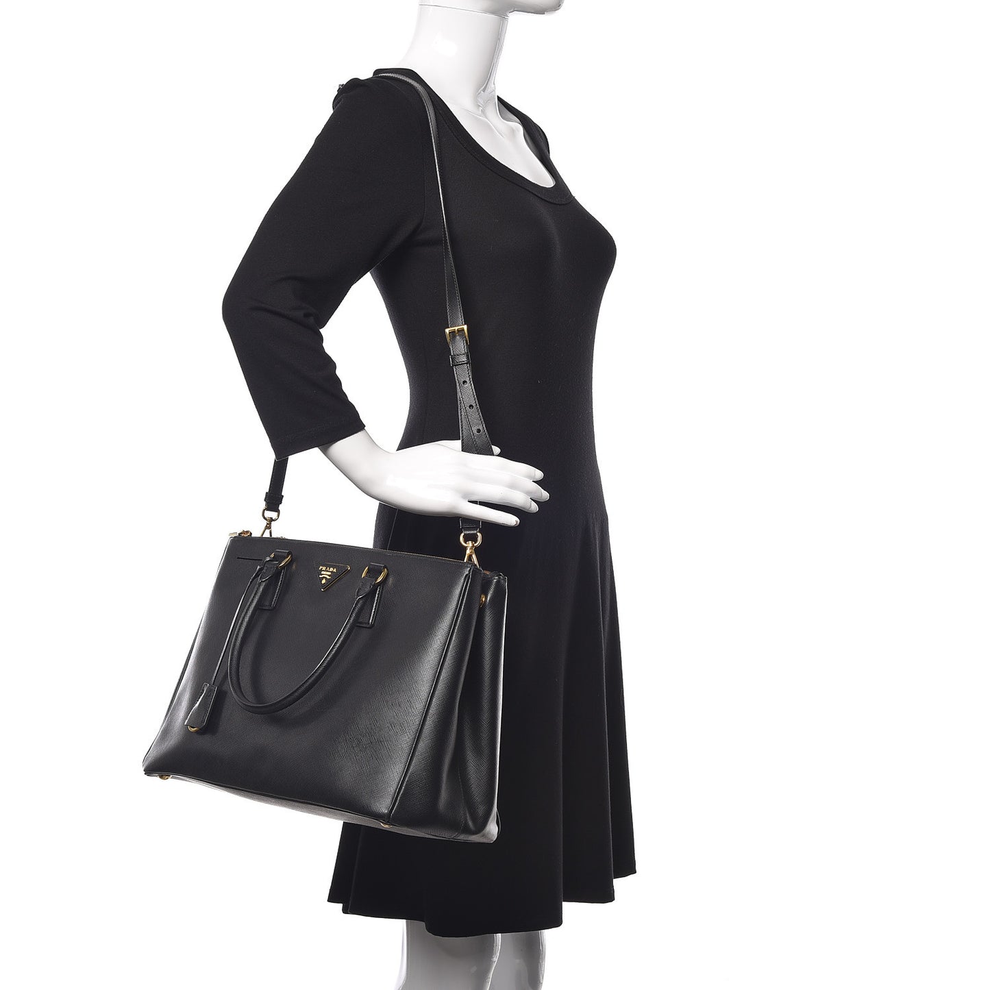 Saffiano Large Galleria Double Zip Tote Black