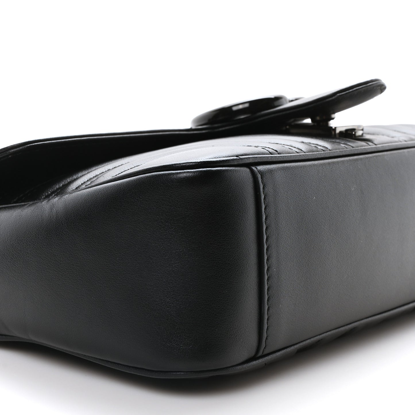 Calfskin Matelasse Monochrome Small GG Marmont Shoulder Bag Black