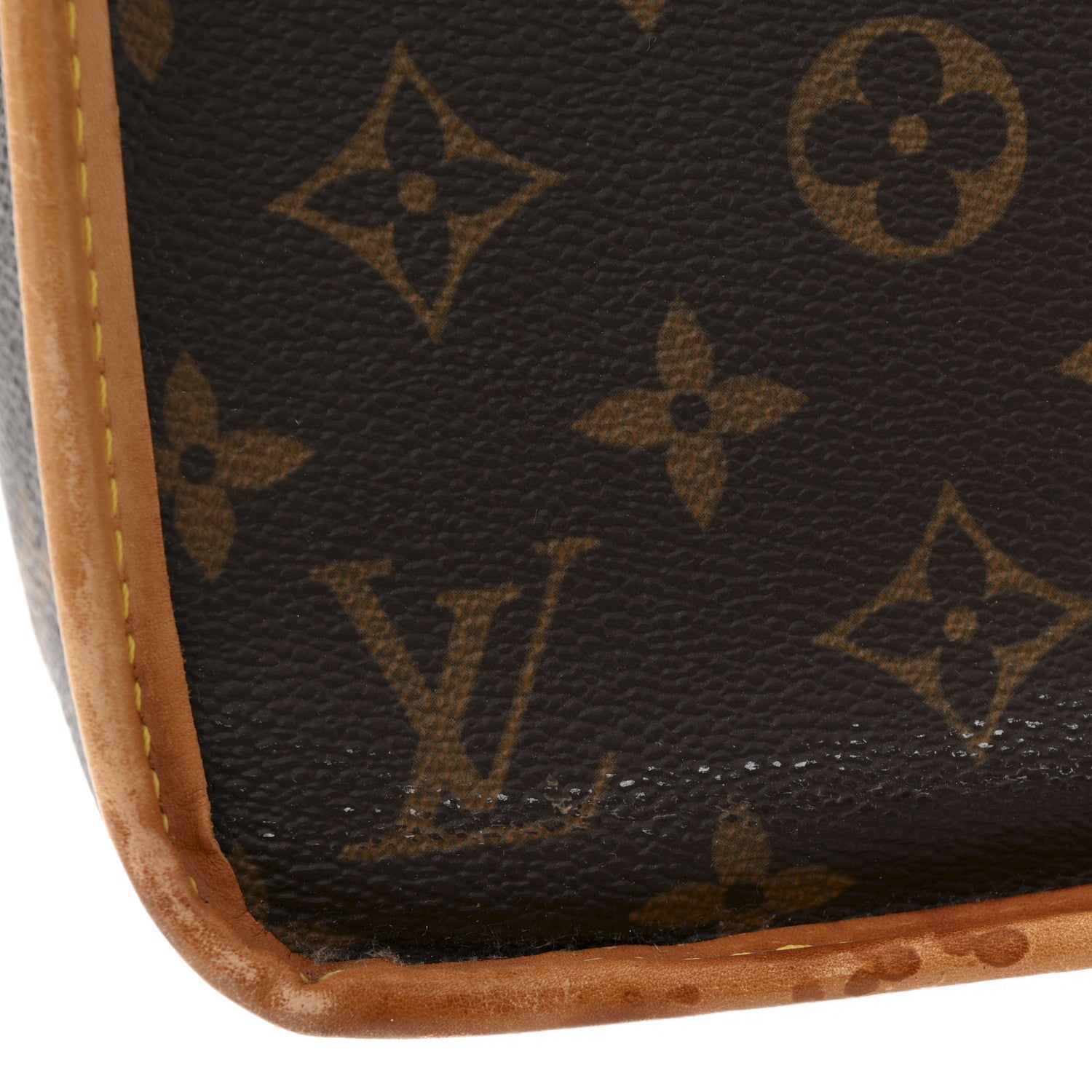 Louis Vuitton Monogram Sac Chien 40 Pet Carrier 1843271 – FASHIONPHILE