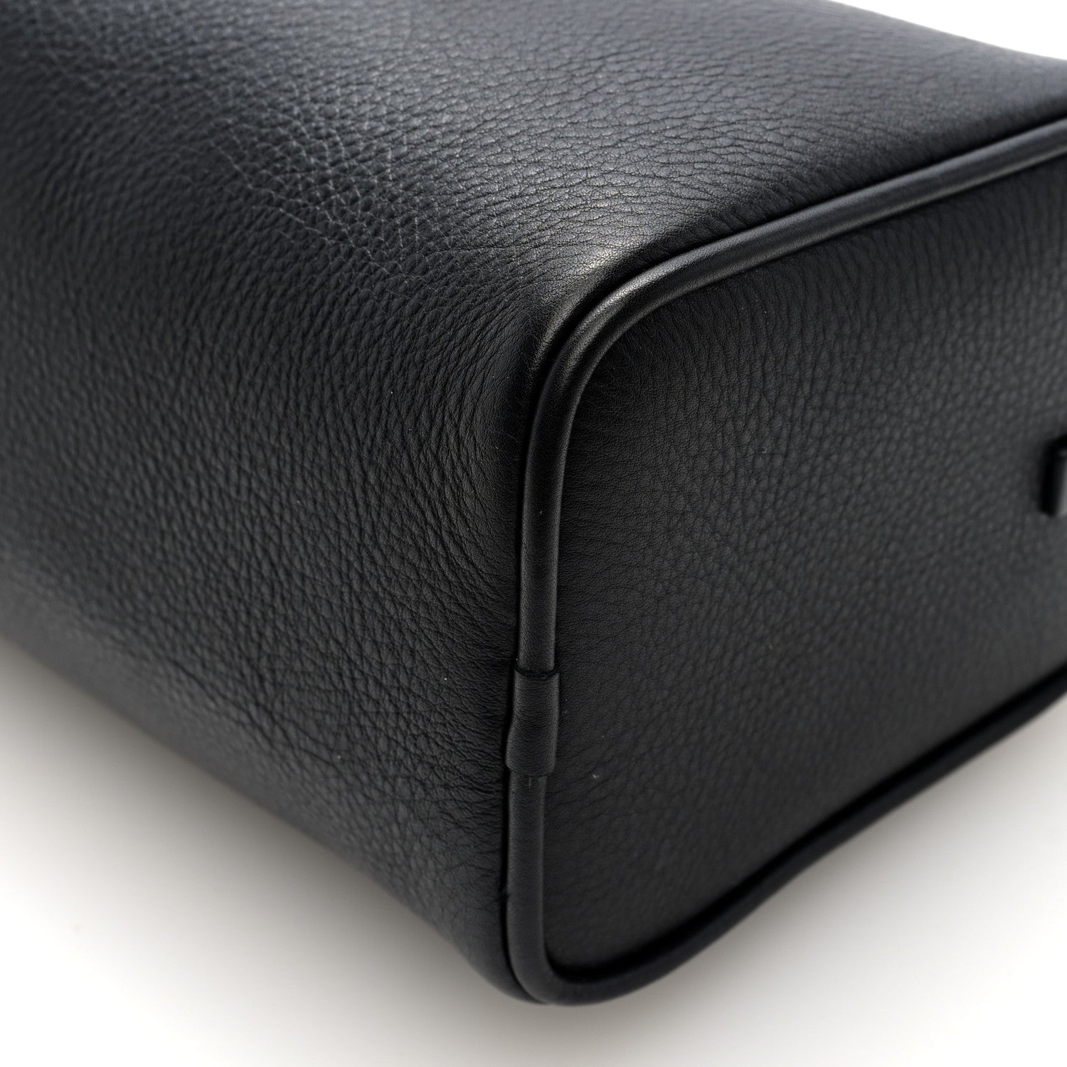 The Row Grained Calfskin 90's Bag Black 9 of 9