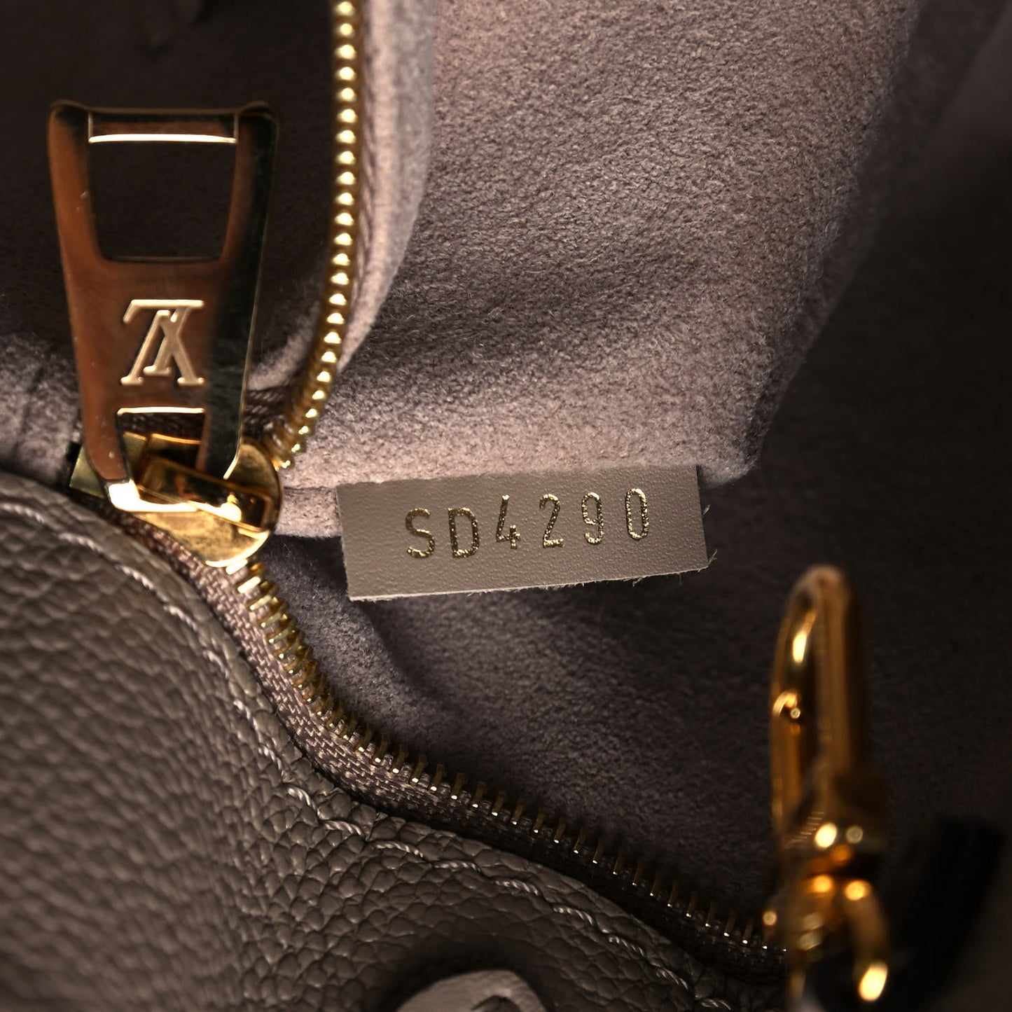 Empreinte Monogram Giant Onthego MM Tourterelle