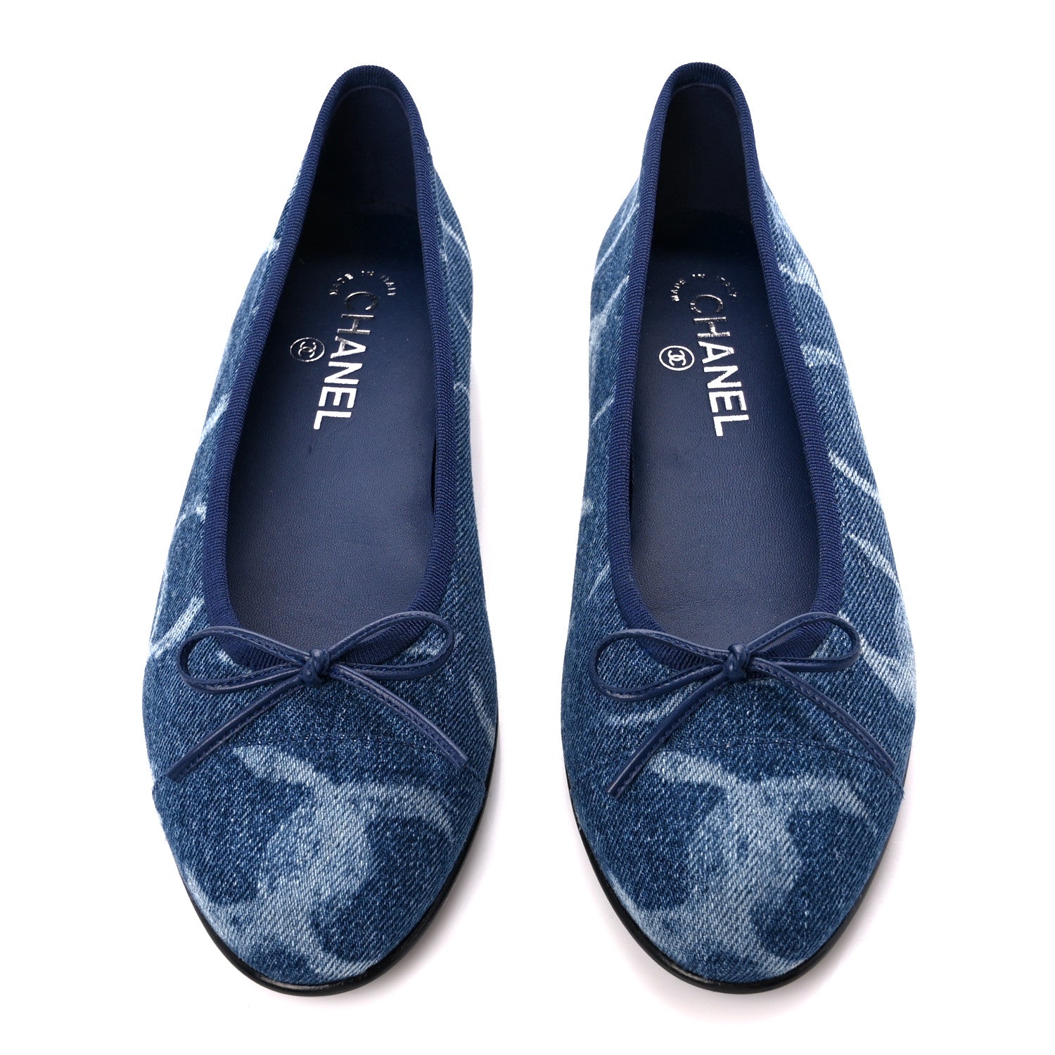 Chanel Denim Printed CC Cap Toe Ballerina Flats 38.5 Blue White 2 of 9