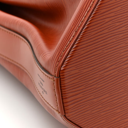 Louis Vuitton Epi Sac D'epaule Kenyan Fawn 12 of 14