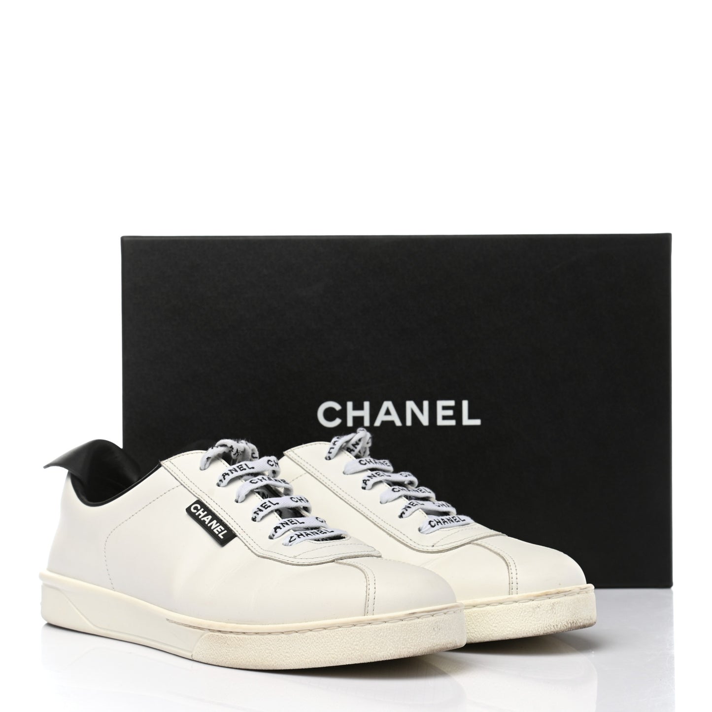 Calfskin CC Womens Sneakers 41.5 White