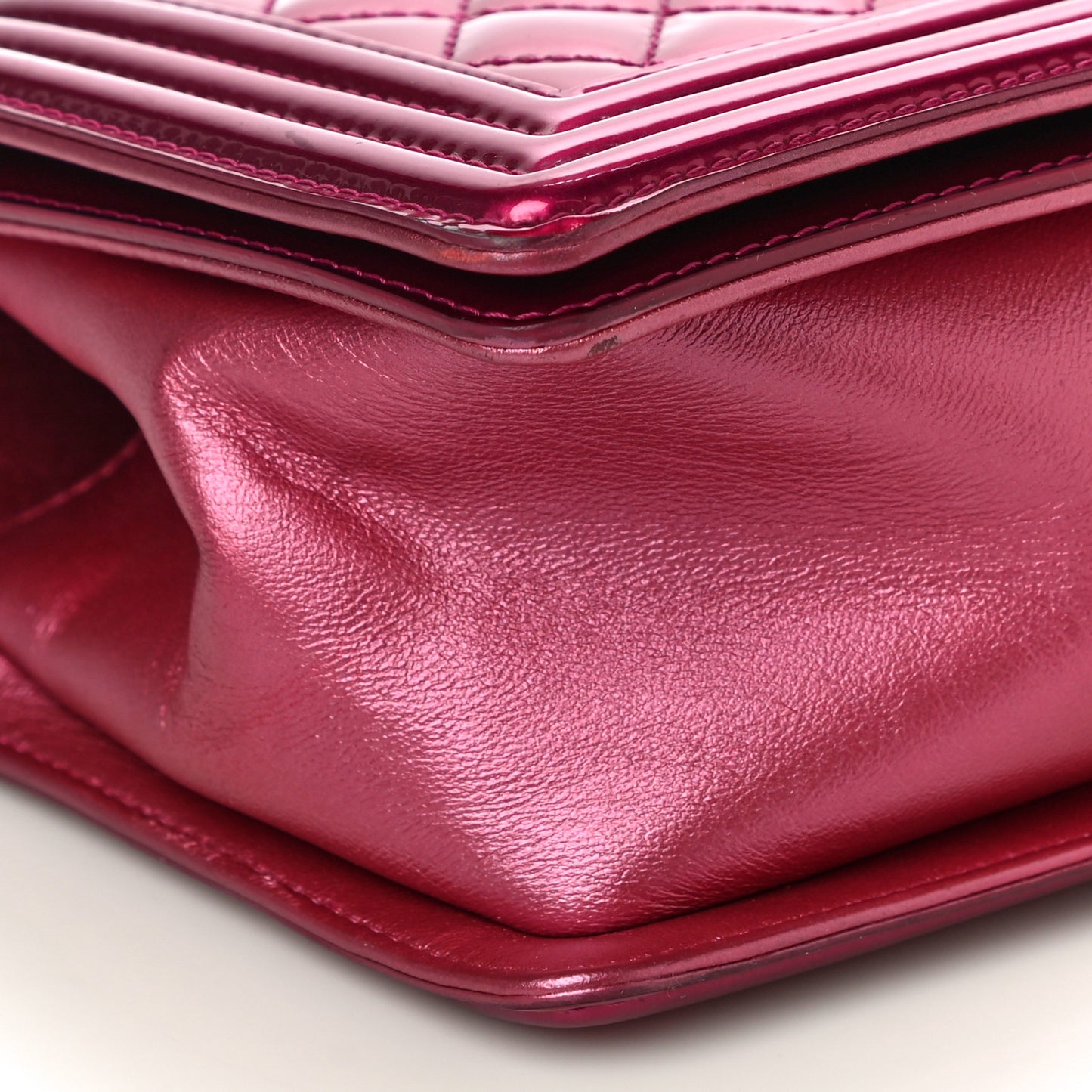 Metallic Patent Calfskin Quilted Medium Boy Flap Pink