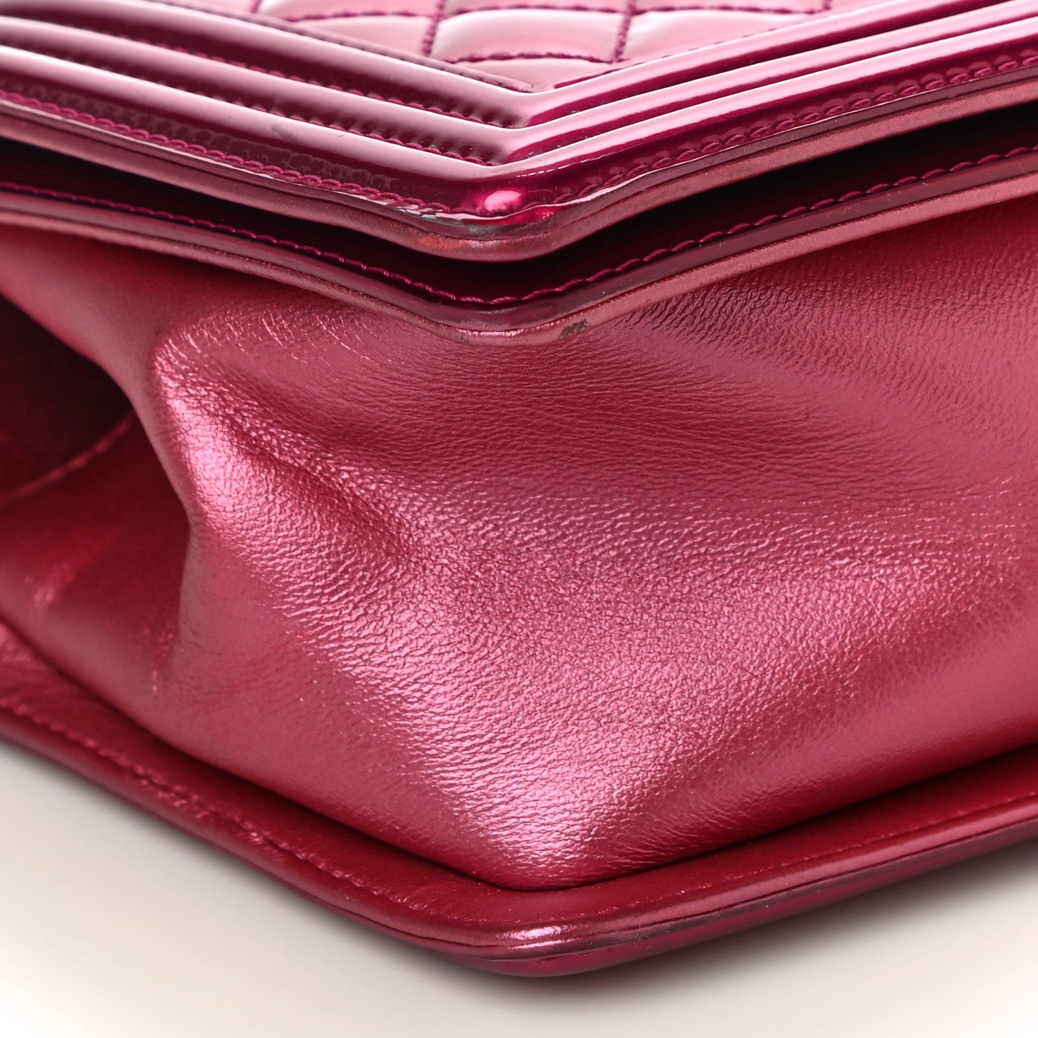 Chanel Metallic Patent Calfskin Quilted Medium Boy Flap Pink 9 of 17