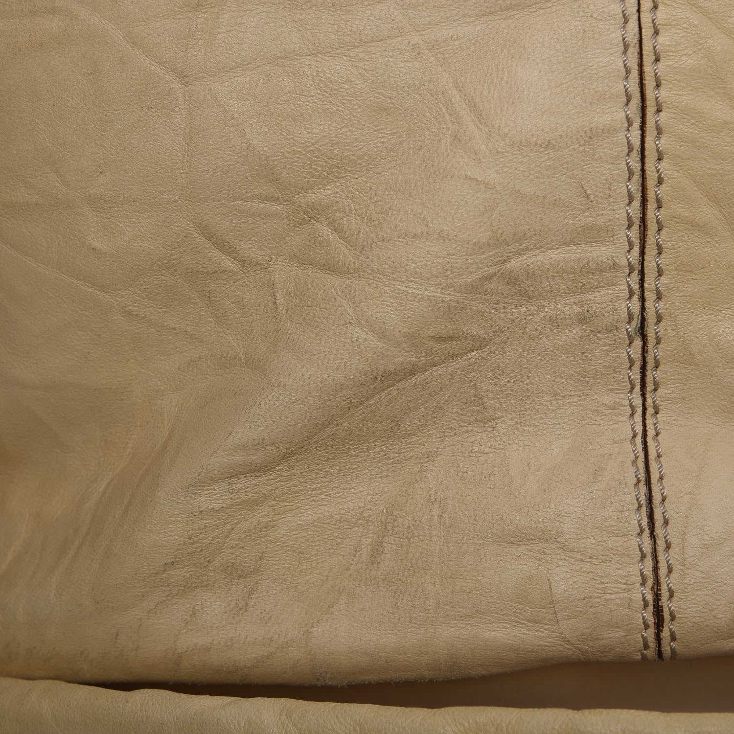 Givenchy Wrinkled Lambskin Medium Nightingale Beige 28 of 30