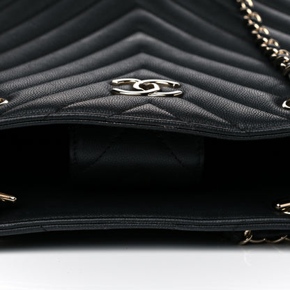 Chanel Goatskin Quilted Large City Rock Shopping Bag Black 23 of 30