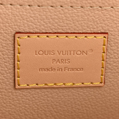 Louis Vuitton Monogram Toiletry Bag 6 of 9