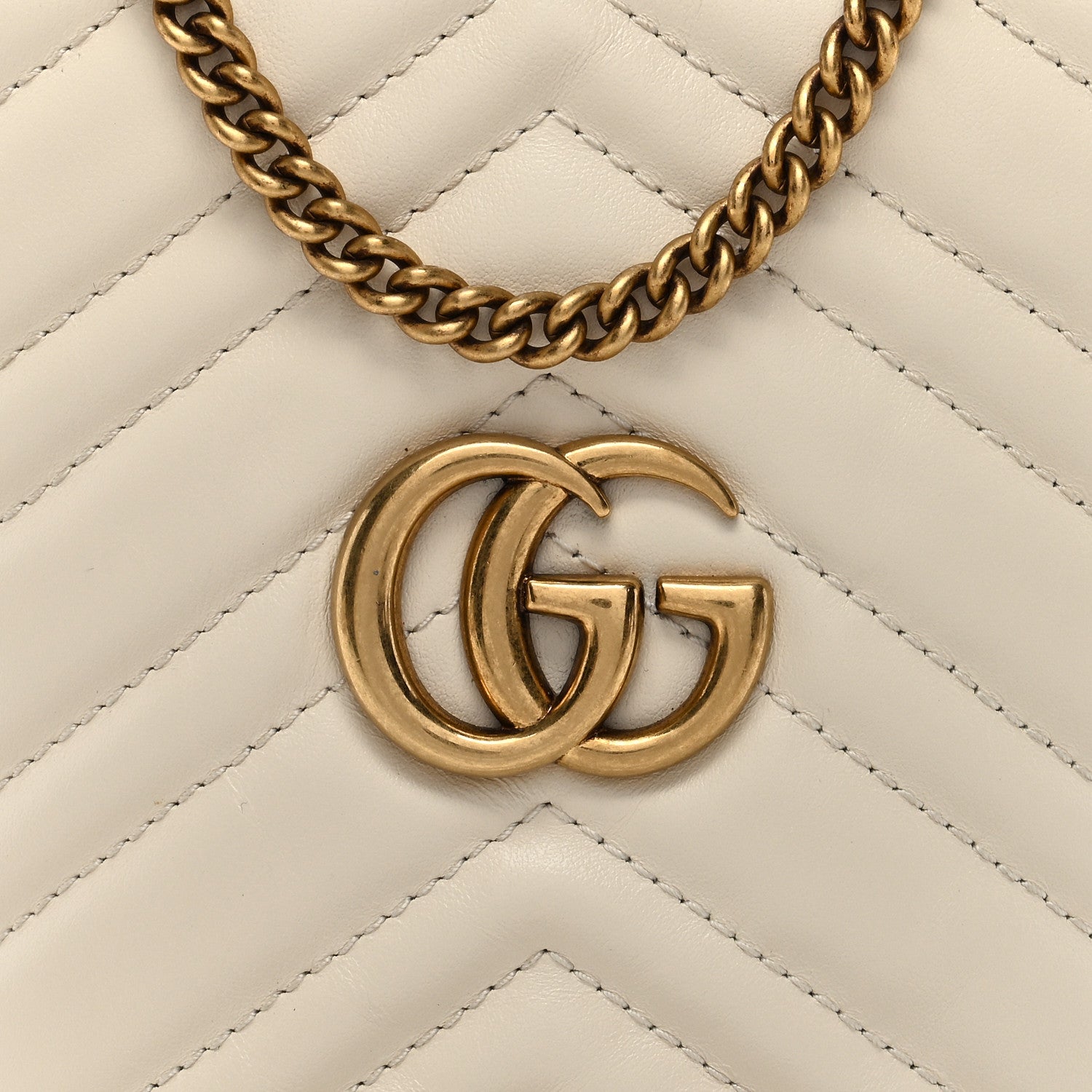 Gucci Calfskin Matelasse Mini GG Marmont 2.0 Bucket Bag White 8 of 10