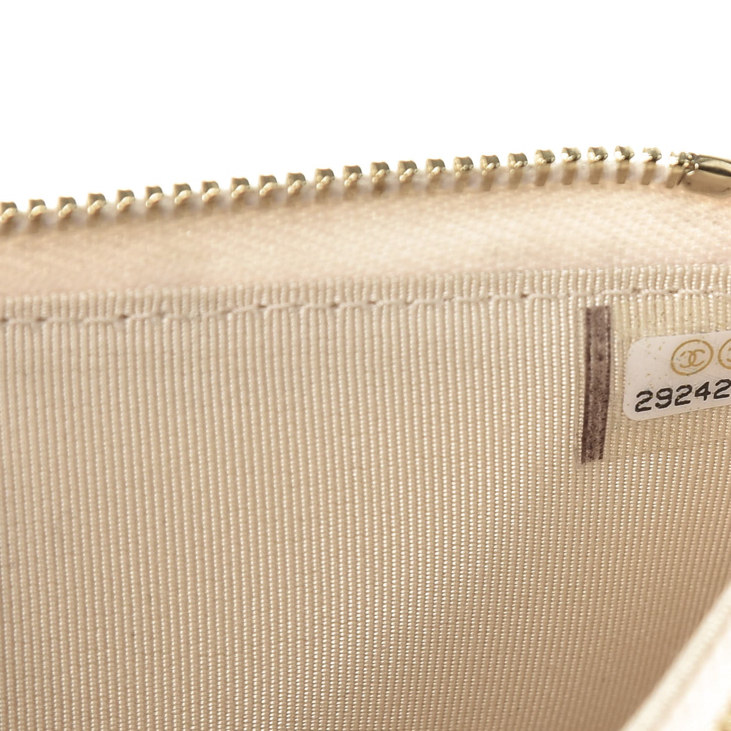 Caviar Quilted Classic Flat Wallet Pouch Light Beige