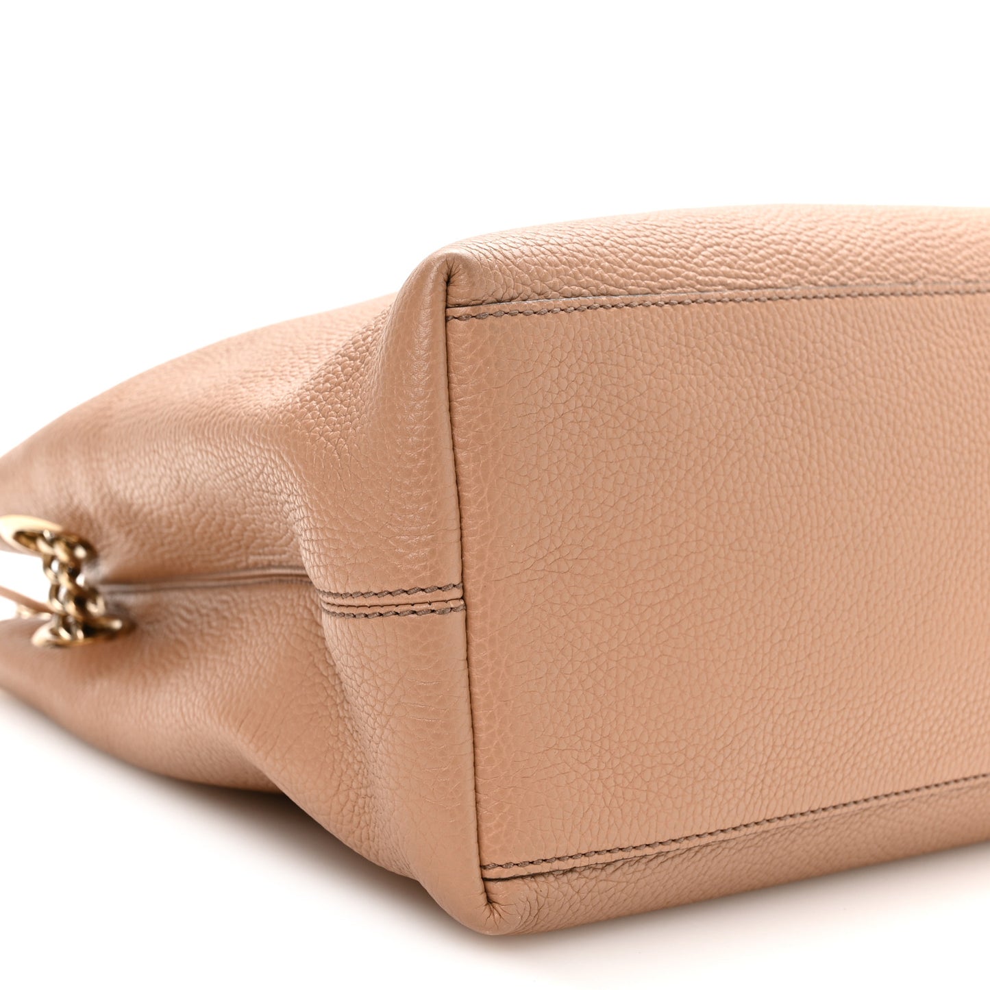 Pebbled Calfskin Medium Soho Chain Shoulder Bag Camelia
