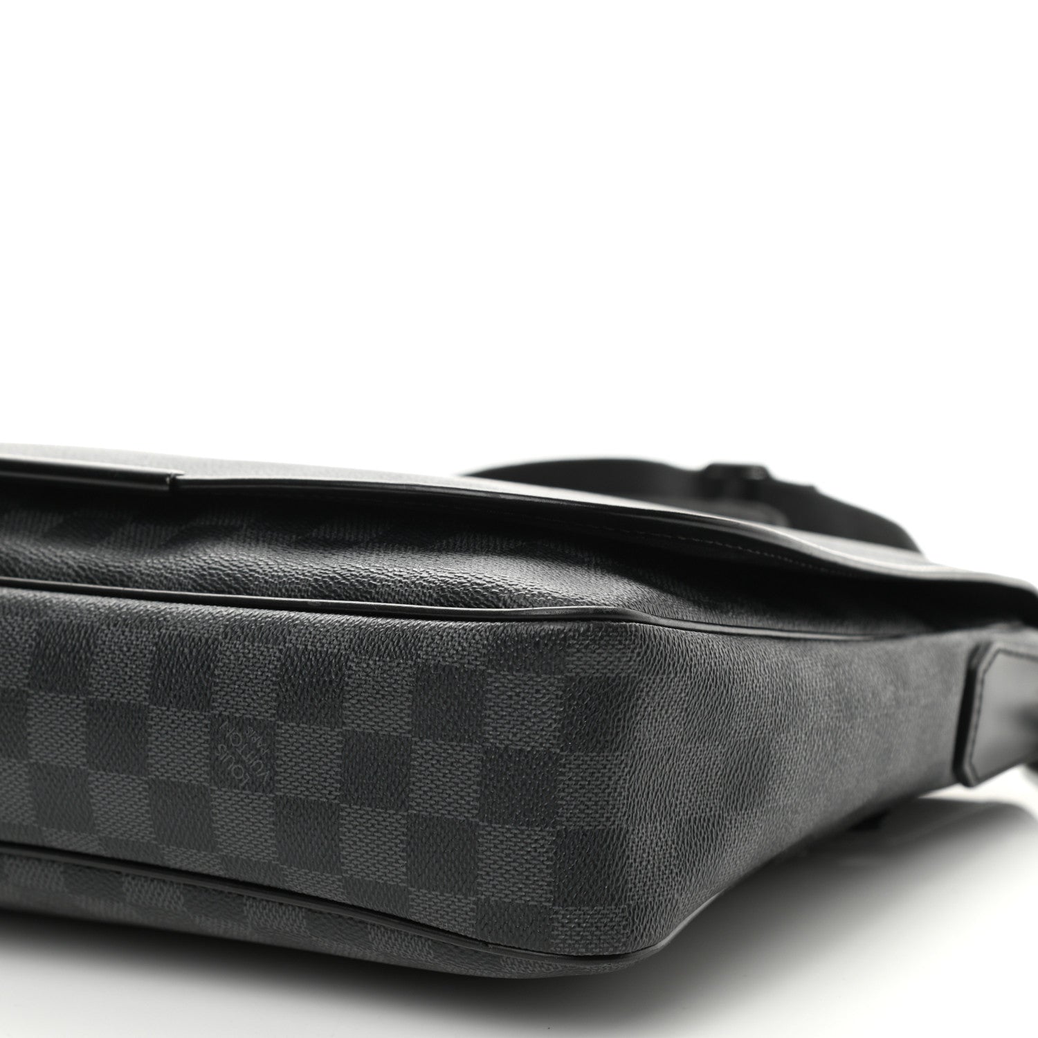 Louis Vuitton Damier Graphite Daniel MM 9 of 9