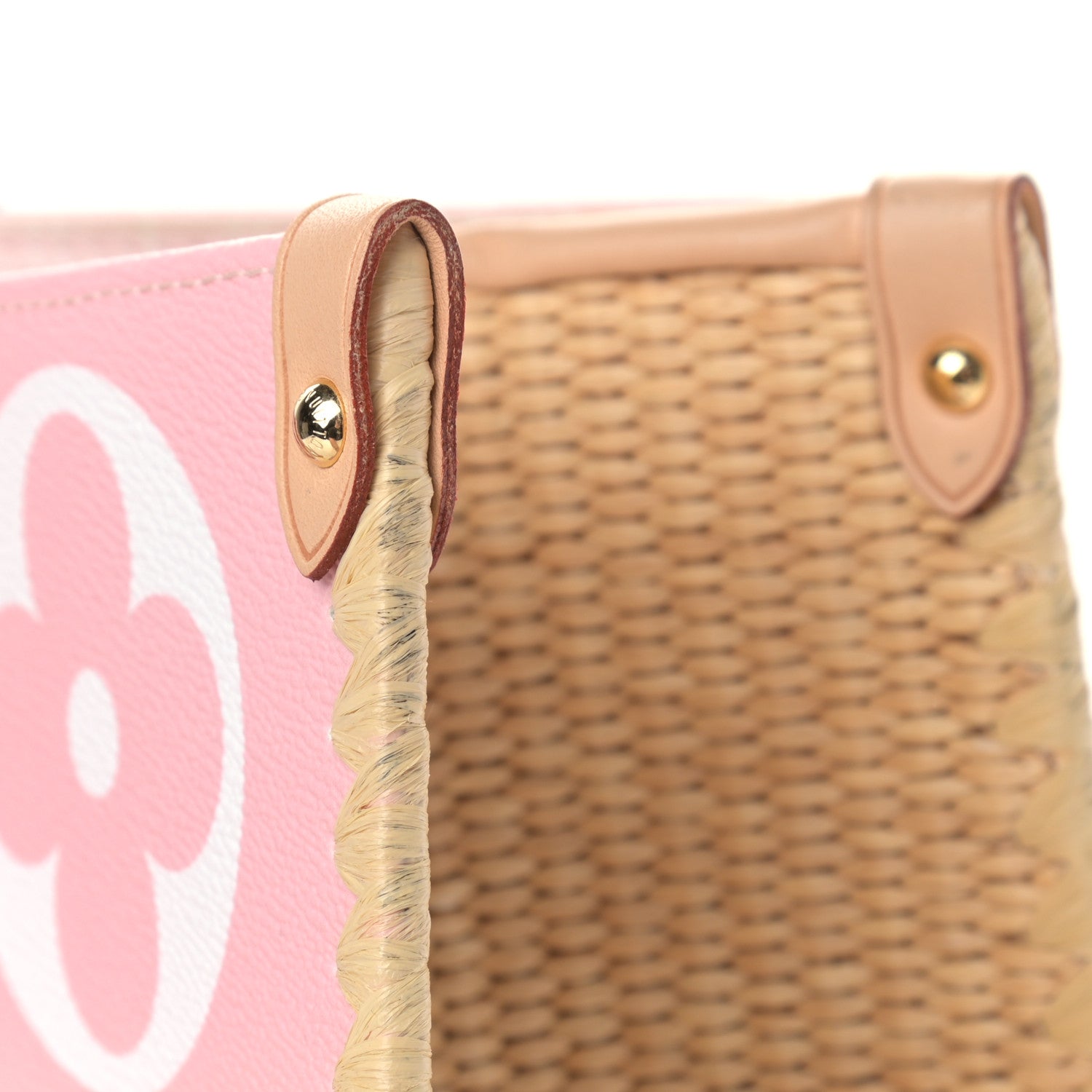 Louis Vuitton Monogram Giant By The Pool Hawaii Onthego GM Light Pink 11 of 12