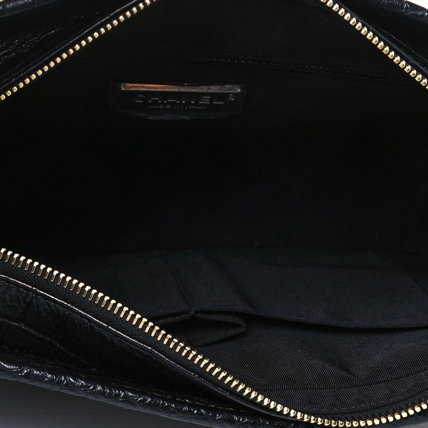 Crocodile Embossed Calfskin Medium Gabrielle Cocodile Hobo Black