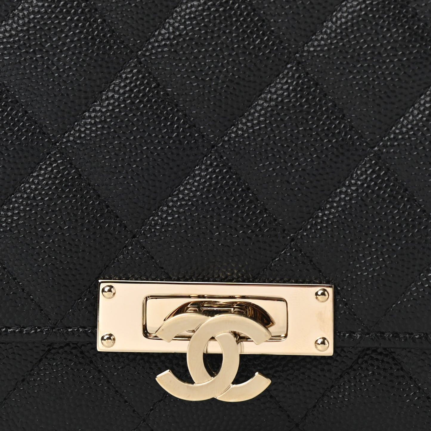 Caviar Quilted Golden Class Wallet On Chain WOC Black