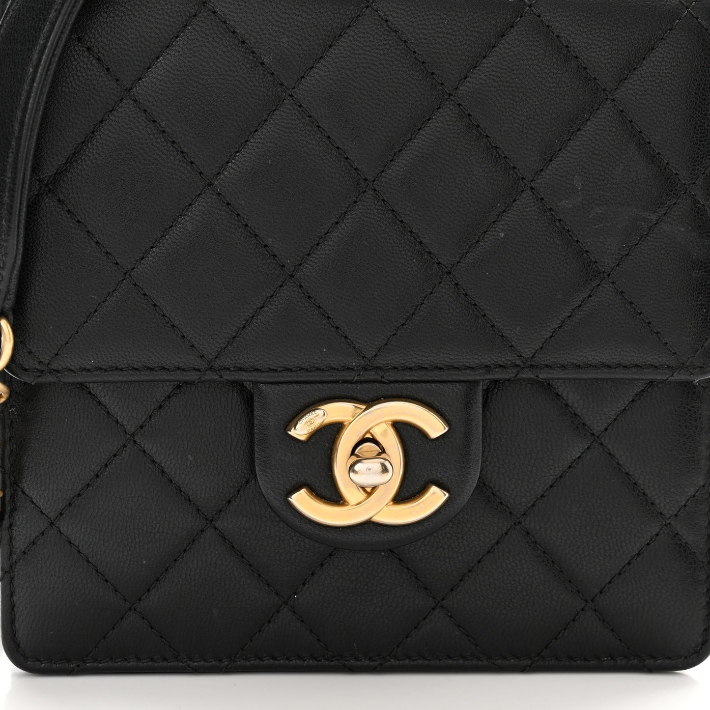 Goatskin Quilted Chic Pearls Flap Black