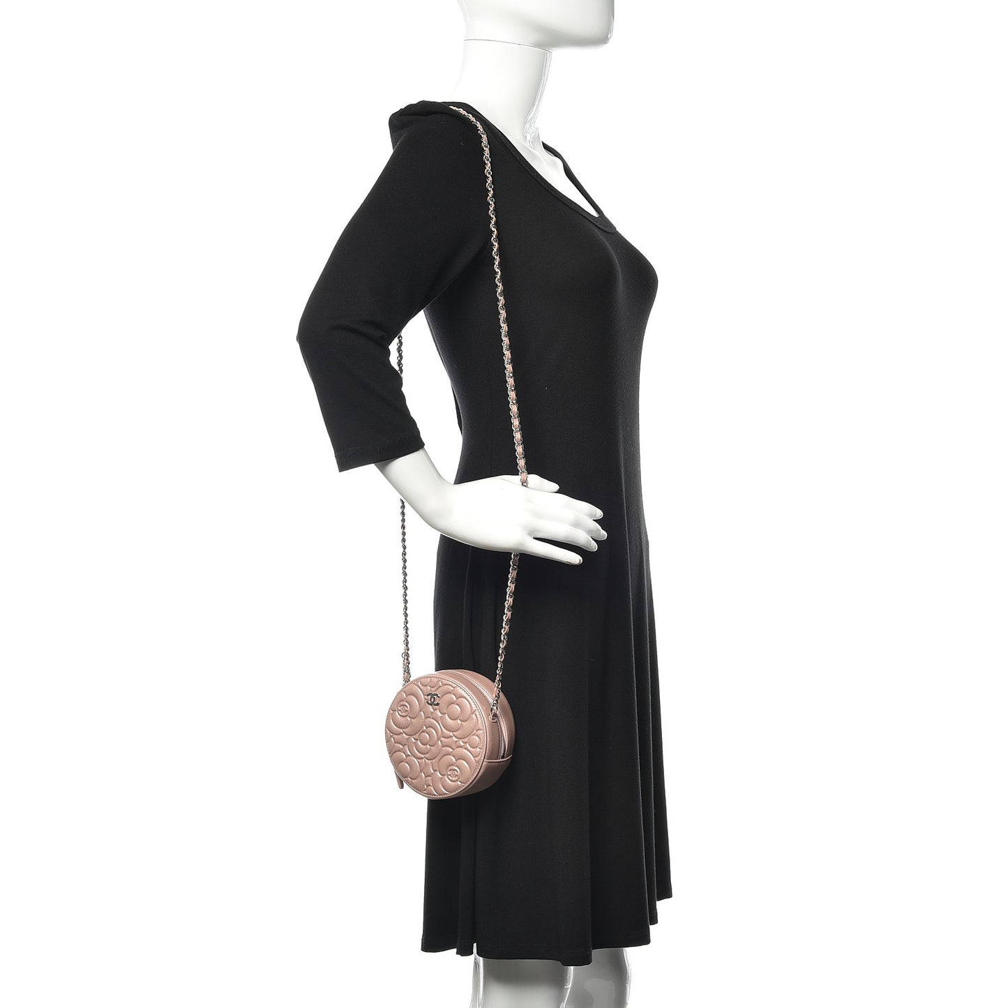 Goatskin Camellia Quilted Round Clutch With Chain Light Pink