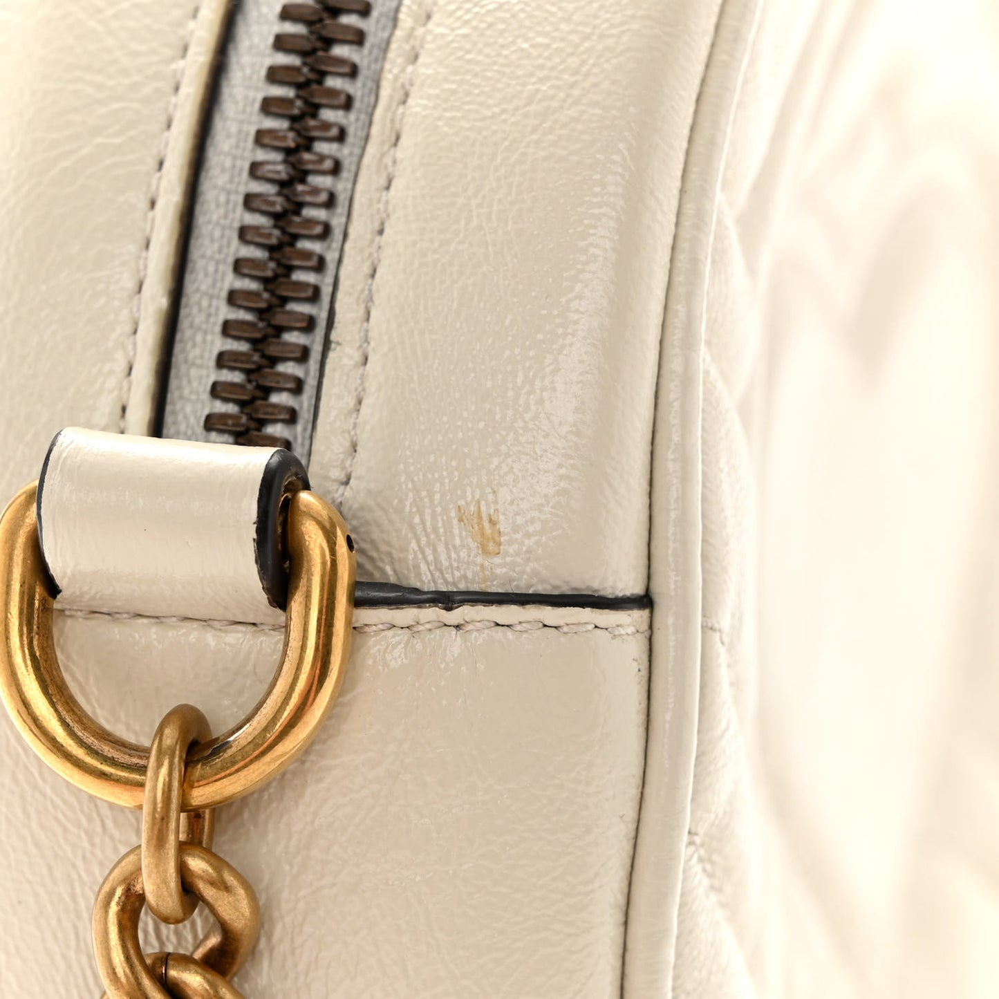 Calfskin Matelasse Mini GG Marmont Round Shoulder Bag White